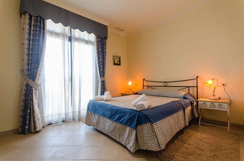 Galindo Beach El Saladillo Estepona Dış mekan fotoğraf