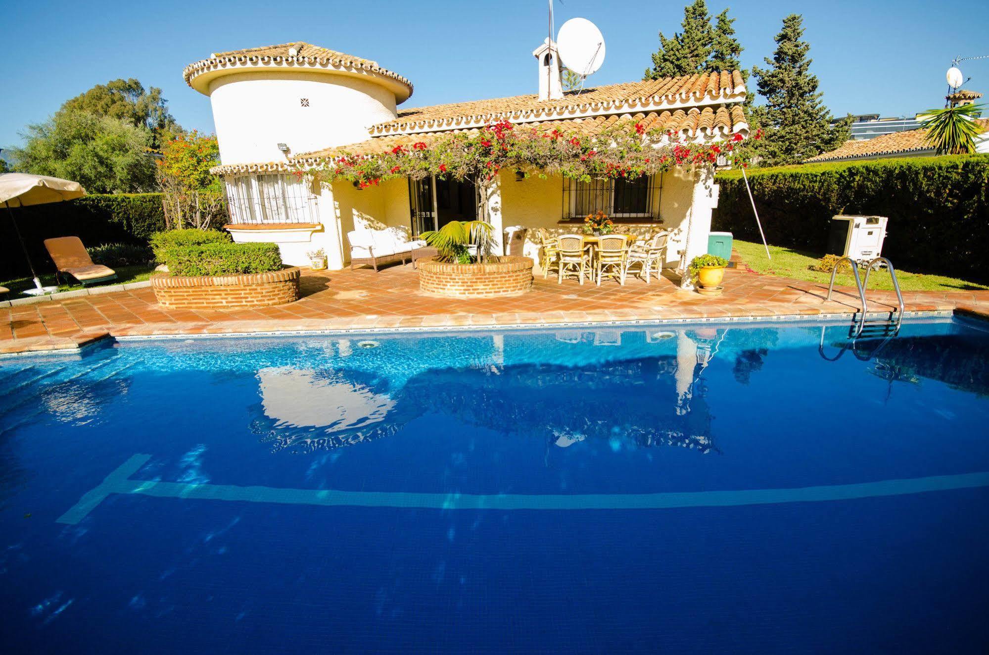 Galindo Beach El Saladillo Estepona Dış mekan fotoğraf