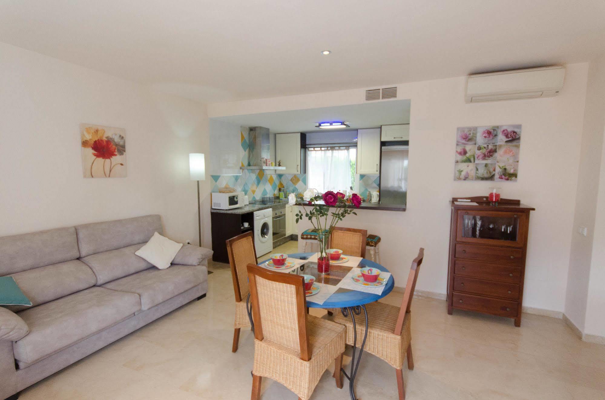 Galindo Beach El Saladillo Estepona Dış mekan fotoğraf